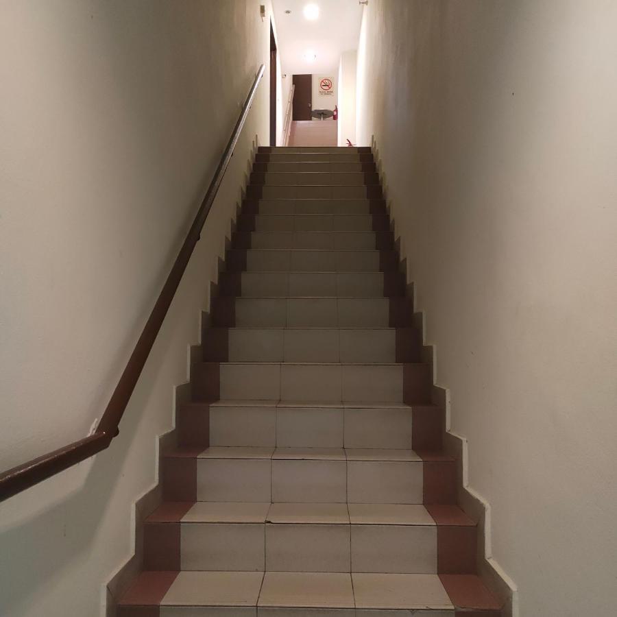 Hotel One 2*