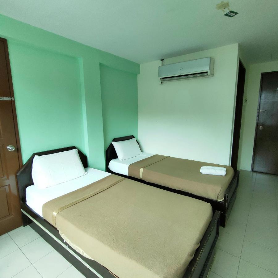 Hotel One 2*